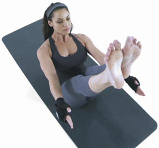 Trish Stratus feet photo thumbnail