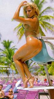 Trish Stratus feet photo thumbnail