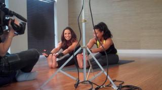 Trish Stratus feet photo thumbnail