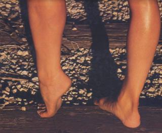 Trish Stratus feet photo thumbnail