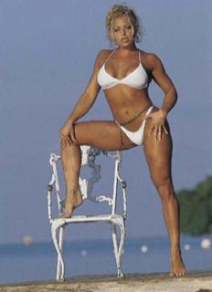 Trish Stratus feet photo thumbnail