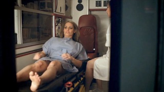 Trish Stratus feet photo thumbnail