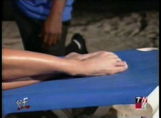 Trish Stratus feet photo thumbnail