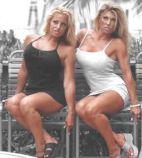 Trish Stratus feet photo thumbnail