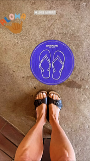 Trish Suhr feet photo 10