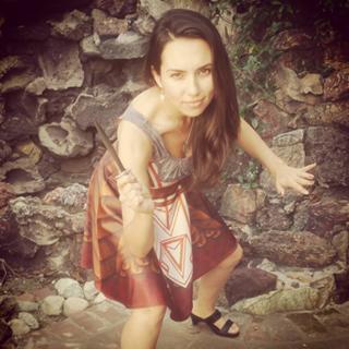 Trisha Hershberger feet photo thumbnail