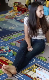 Trisha Hershberger feet photo thumbnail