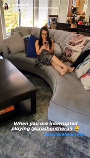 Trisha Hershberger feet photo thumbnail
