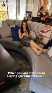 Trisha Hershberger feet photo thumbnail
