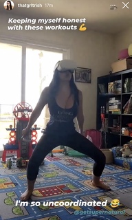 Trisha Hershberger feet photo thumbnail