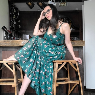 Trisha Hershberger feet photo thumbnail
