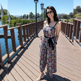 Trisha Hershberger feet photo thumbnail