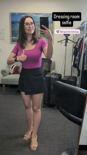 Trisha Hershberger feet photo thumbnail