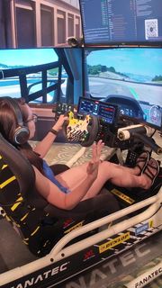 Trisha Hershberger feet photo 2