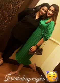 Trisha Krishnan feet photo thumbnail