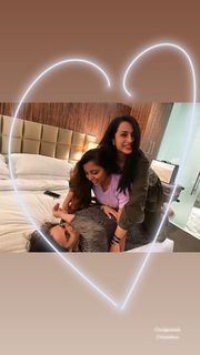 Trisha Krishnan feet photo thumbnail