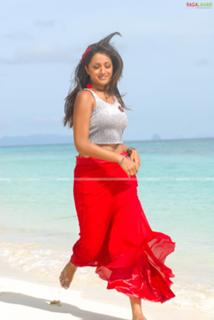 Trisha Krishnan feet photo thumbnail