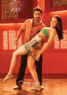 Trisha Krishnan feet photo thumbnail