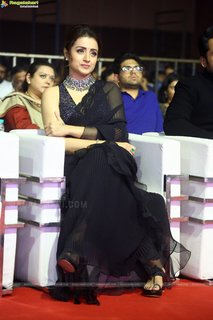 Trisha Krishnan feet photo thumbnail