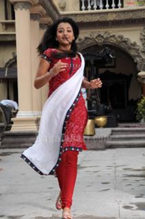 Trisha Krishnan feet photo thumbnail