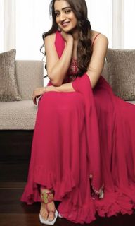 Trisha Krishnan feet photo thumbnail