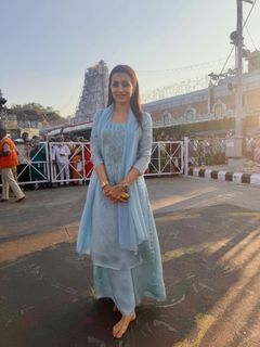 Trisha Krishnan feet photo 6