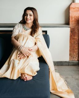 Trisha Krishnan feet photo 7