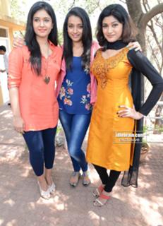 Trisha Krishnan feet photo thumbnail