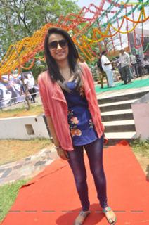 Trisha Krishnan feet photo thumbnail
