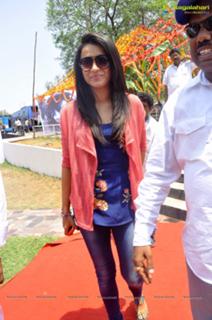 Trisha Krishnan feet photo thumbnail