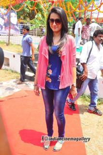 Trisha Krishnan feet photo thumbnail