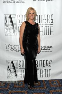 Trisha Yearwood feet photo 8