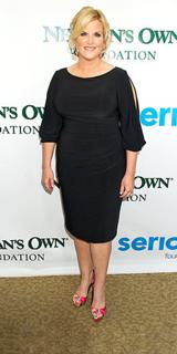 Trisha Yearwood feet photo 7