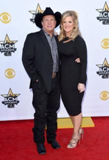 Trisha Yearwood feet photo 5