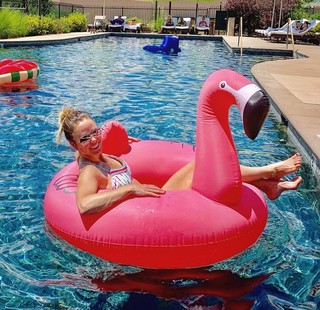 Trista Sutter feet photo 3
