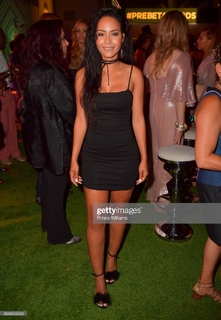 Tristin Mays feet photo thumbnail