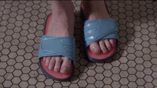 Troian Bellisario feet photo thumbnail
