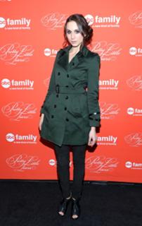 Troian Bellisario feet photo thumbnail
