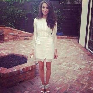 Troian Bellisario feet photo thumbnail