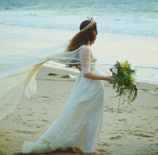 Troian Bellisario feet photo thumbnail