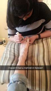 Troian Bellisario feet photo thumbnail