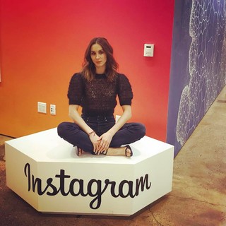Troian Bellisario feet photo thumbnail