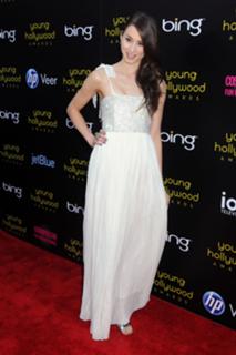 Troian Bellisario feet photo thumbnail