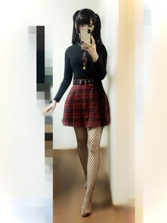 Tsukishiro Himari feet photo thumbnail