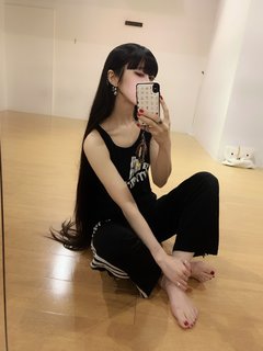 Tsukishiro Himari feet photo thumbnail