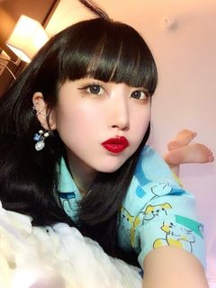 Tsukishiro Himari feet photo thumbnail