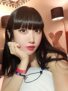 Tsukishiro Himari feet photo thumbnail