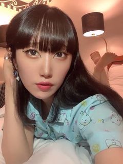 Tsukishiro Himari feet photo thumbnail