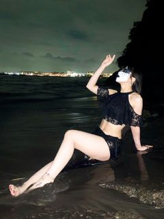 Tsukishiro Himari feet photo thumbnail