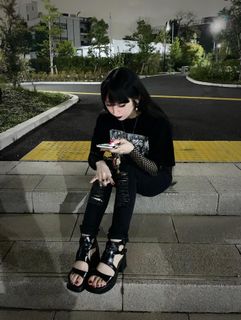 Tsukishiro Himari feet photo thumbnail